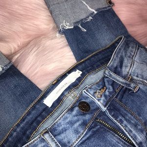 COPY - Like NEW ❤️ EUC Hidden Jeans size 26